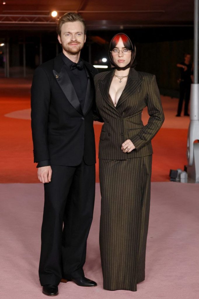 Билли Айлиш в Jean Paul Caultier и Финнеас О Коннел